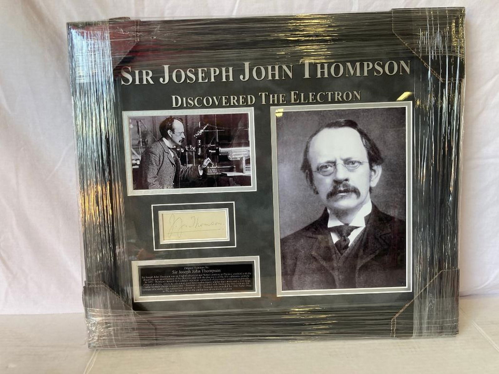 J.J. Thompson Signed Cut Photo Frame (1 of 2)