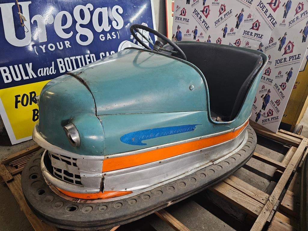 Lusse Auto Skooter Bumper Car - Signed by Robert Wolfe.  Robert Wolfe is known from "American (1 of 13)