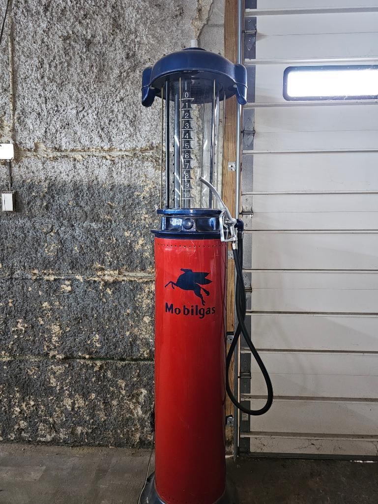 Mobil Gas Visible Gas Pump: Mobil Gas Visible Gas Pump