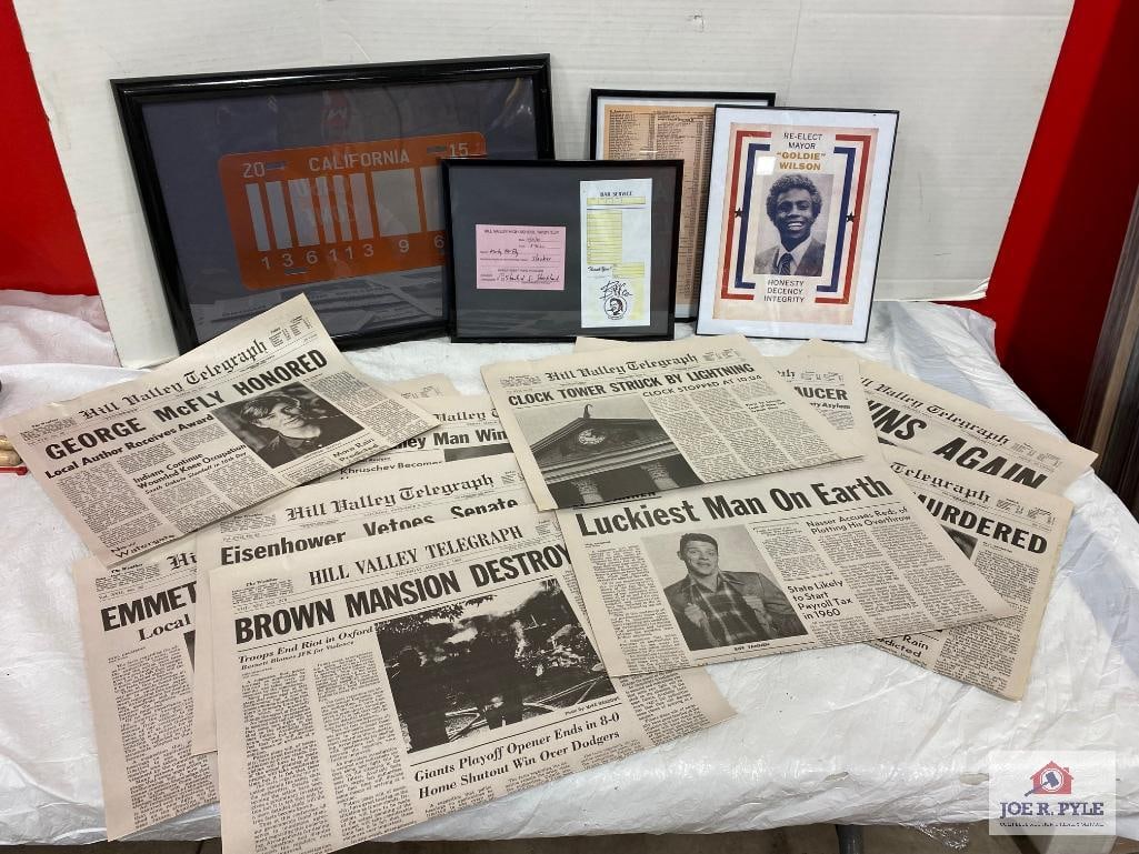 "12 Prop Newapapers" Back To The Future Movie Props and paper props (1 of 9)