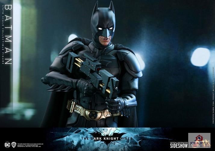 Hot Toys DX19 "Batman Dark Knight" Action Figure (1 of 3)