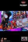 Hot Toys MMS567 "Miles Morales Spider-verse" Action Figure: Hot Toys MMS567 "Miles Morales Spider-verse" Action Figure
