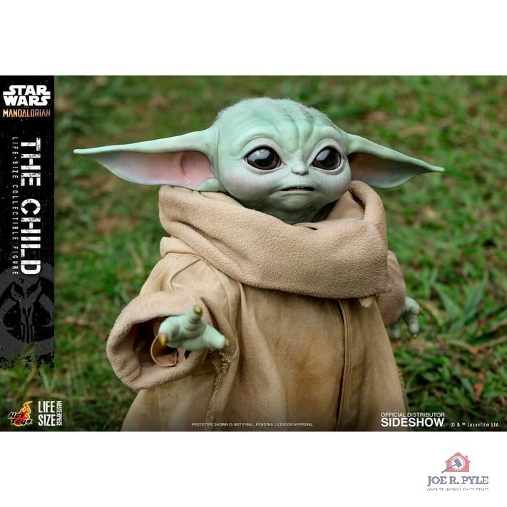 Hot Toys LMS013 "SW: Yoda The Child Lifesize" Action Figure (1 of 4)