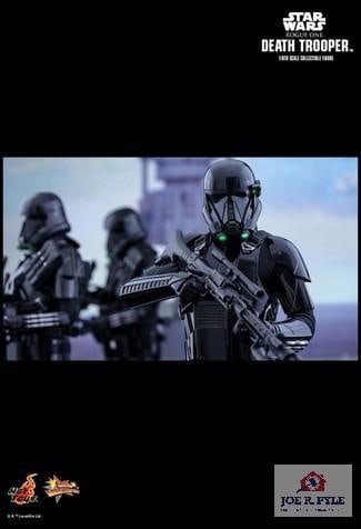Hot Toys MMS398 "SW: Death Trooper" Action Figure (1 of 3)