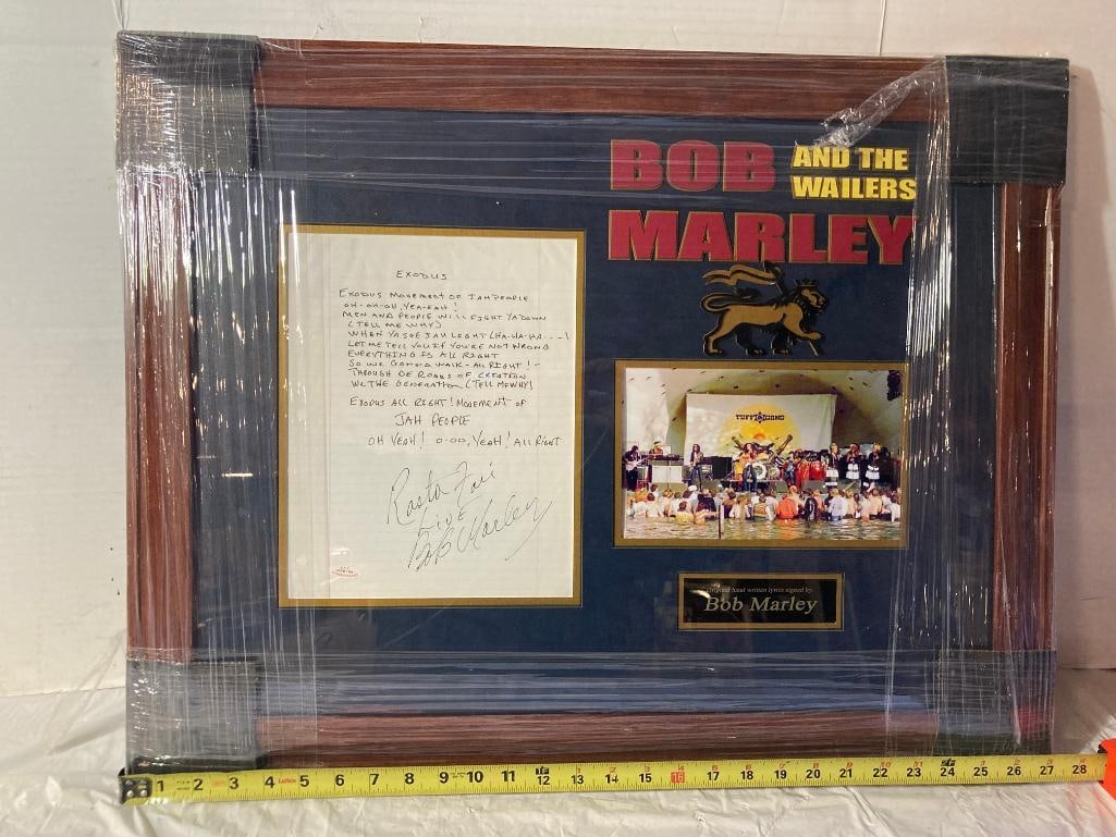 Bob Marley Signed "Exodus" Lyrics Photo Frame 28 x 32 x 4 (1 of 4)