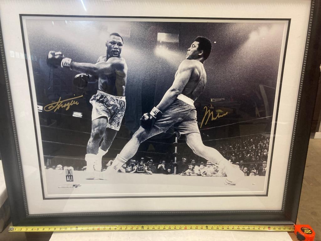 Muhammed Ali 1967/Joe Frazier 1968 Signed Photo Frame (1 of 6)