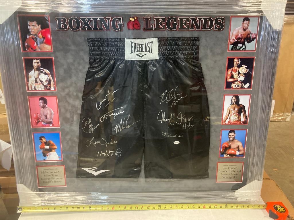Boxing Legends Signed Boxing Shorts Photo Frame: Boxing Legends Signed Boxing Shorts Photo Frame