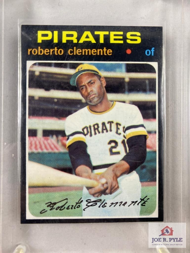 Roberto Clemente 1971 Topps 630 (1 of 2)