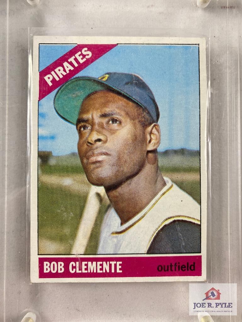 Bob Clemente 1966 Topps #300 (1 of 2)