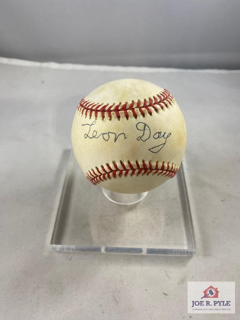 Leon Day Signed Baseball - no COA (1 of 2)