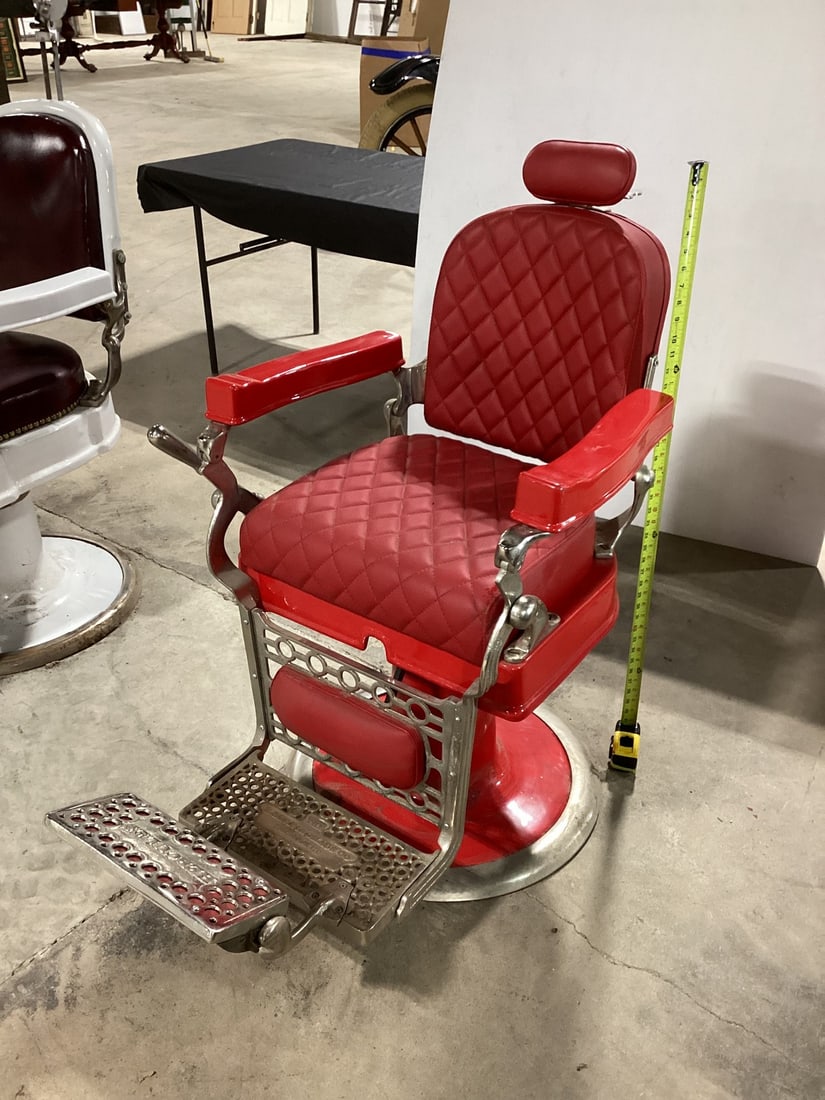 Restored Kochs Hercules Barber Chair (1 of 7)