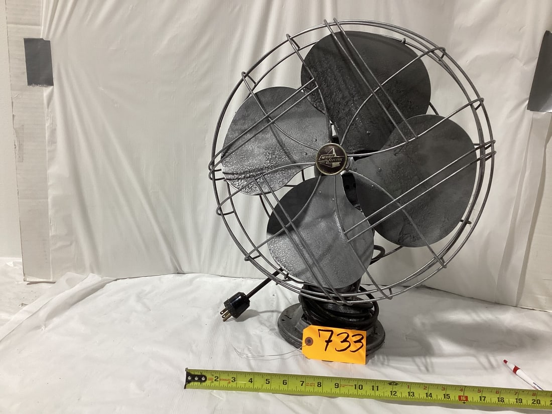 Emerson Northwind 16" electric fan type 450M: Emerson Northwind 16" electric fan type 450M; tested and works, has been painted