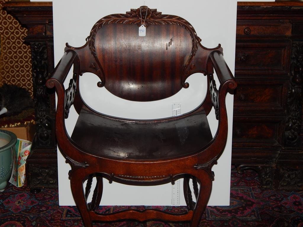 1930's Mahogany arm chair, 34 1/2"H 25"W seat 16 1/2"H,: 1930's Mahogany arm chair, 34 1/2"H 25"W seat 16 1/2"H, condition is good ref.#470