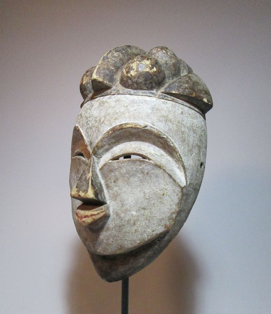 Fine Old Vuvi African mask, African Art (1 of 7)