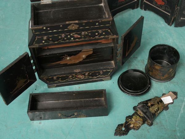 Four pieces Chinese decorated black lacquer ware, - 2