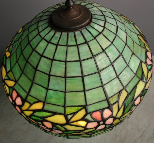 Leaded glass table lamp, 16"dia domed shade, grad - 2