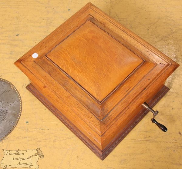 C1900 Regina music box, 15 1/2" discs, #22418, 189 - 3