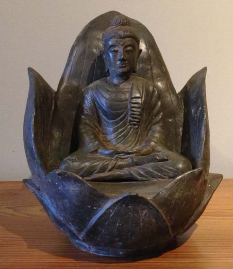 Japanese Bronze Kannon Buddha Statue: Item No.8091/12830MaterialBronzeAgeEarly to Mid. 1900SizeW 10 1/2 x D 8 x H 12 1/4 inches. Weigh 24 lbs.S&H CHARGE DOMESTIC $48