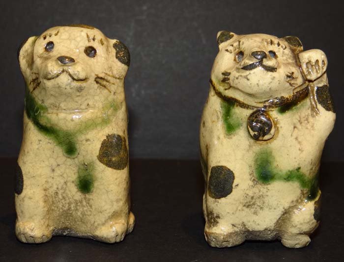 Japanese Meiji Oribe Manekineko: Japanese Meiji Oribe Manekineko Item No.0/12503MaterialceramicAgeMeiji 1868-1912SizeH 3",,S&H CHARGE WITHIN MAINLAND US $28S&H CHARGE INTERNATIONAL BY USPS PRIORITY MAIL $55