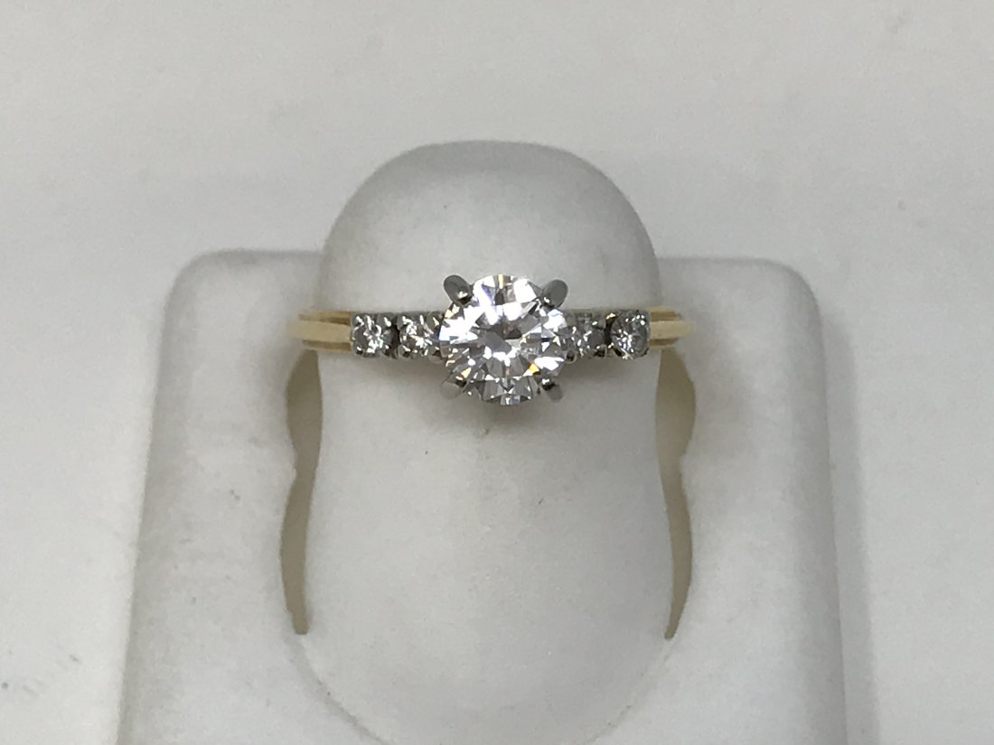 18k Ladies Ring Size 6.5 Diamonds with COA (1 of 7)
