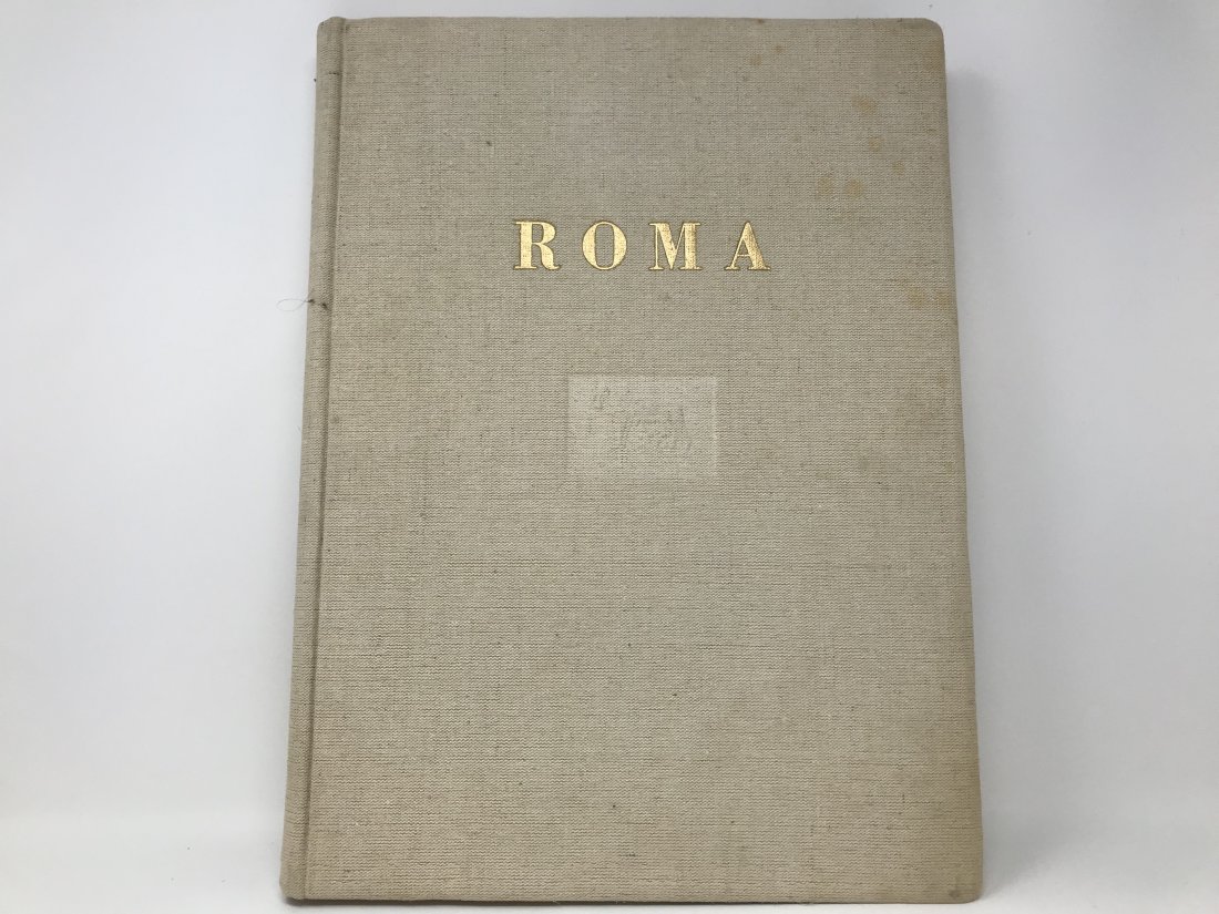 Book of Roma by Alfredo Petrucci: Book of 90 views of Roma by Dr. Peretti Griva and Alfredo Petrucci, september 30, 1949, In very good condition.