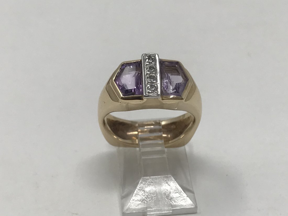 14k Gold Design Ring Amethyst and Diamond Size 5 1/4 (1 of 3)