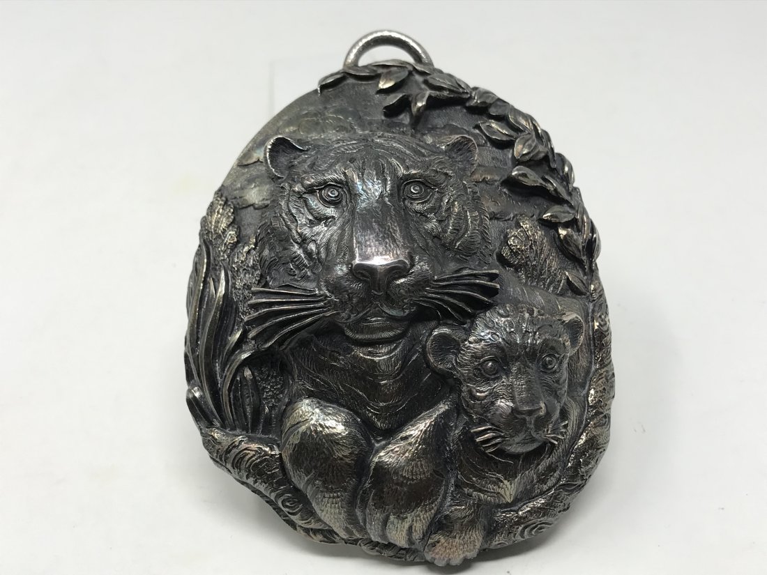 Buccellati Christmas tree Ornament 925 Silver,#232: Buccellati Italy Christmas tree ornament 925 silver #232. Stamped and signed on the back, in good condition.