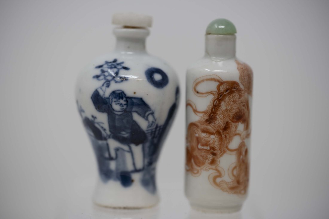 Chinese Porcelain Snuff Bottles (1 of 8)