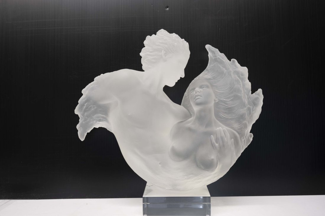 Michael WILKINSON Acrylic Sculpture Univers (1 of 8)