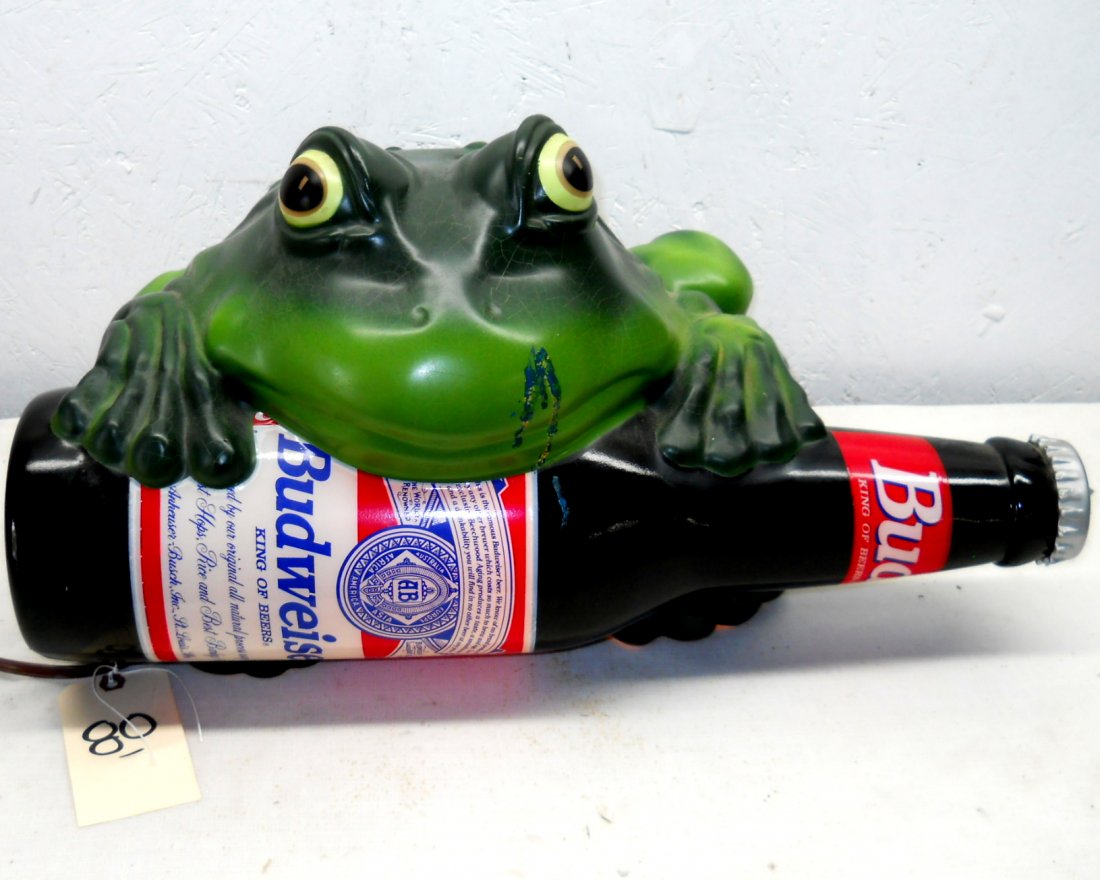 Talking BUDWEISER Frog Bar Decor: Talking BUDWEISER BEER frog bar advertisement decor with motion sensor bar top decoration, plastic, lights up. Says "Budweiser" in a low pitch 12” H x 22” W x 15” D