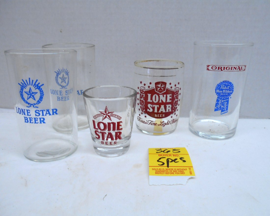 PEARL, LONE STAR BEER Glasses & Shot Glass: Vintage glasses. 6 pcs.Two matching Lone Star Glasses 3.75" tall, One Pabst Glass 4" tall, Lone Star Beer Barrel Glass 3" tall, One tall Lone Star Glass 5.25", Lone Star Shot glass. No chips or cracks