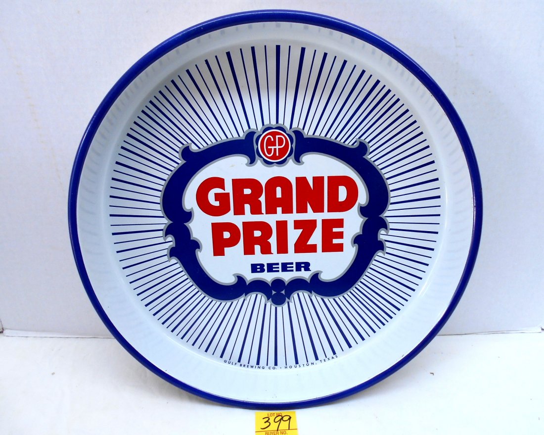 Grand Prize Beer Tray: Vintage blue, red, and white Grand Prize Beer tray. Color and graphics good. Little sign of wear on front. Back with some minor scuff and scratches from use. 13 1/4" diameter X 1 3/4" D