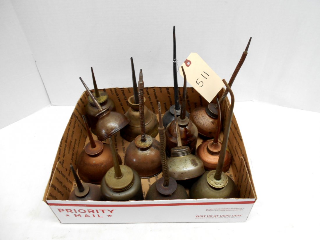 Antique Oil Cans - Squirt: 14 pcs. Assorted antique squirt can oil cans. Measuring from 4.75" - 10.75"