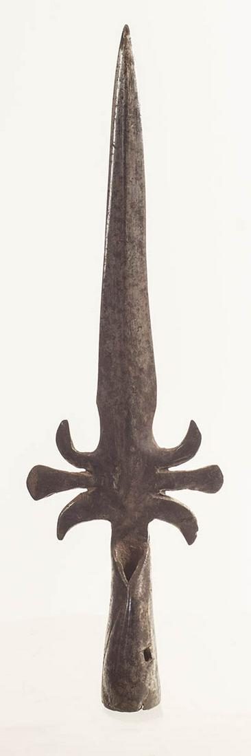 DUTCH COLONIAL HALBERDHudson River area, hand forged,: DUTCH COLONIAL HALBERDHudson River area, hand forged, (note: early American colonists, Revolutionary War era, British non-commissioned officers, and American Junior officers were often armed with a pi