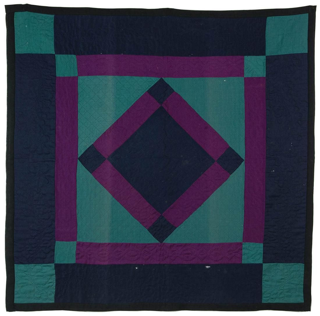 AMISH CRIB QUILTDiamond in the Square, Lancaster (1 of 1)