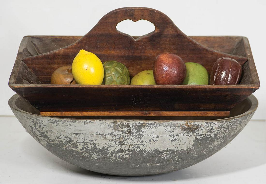 CARVED TRAY WITH FRUIT, CHOPPING BOWLPine cutlery tray (1 of 1)