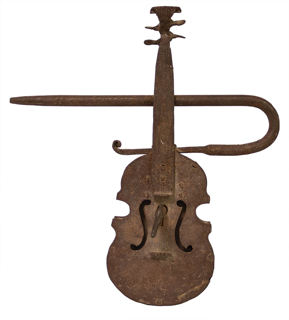 LARGE FOLK ART LOCK AND KEY Cast iron, in the form of a violin, possibly used as a gate lock, in (1 of 1)