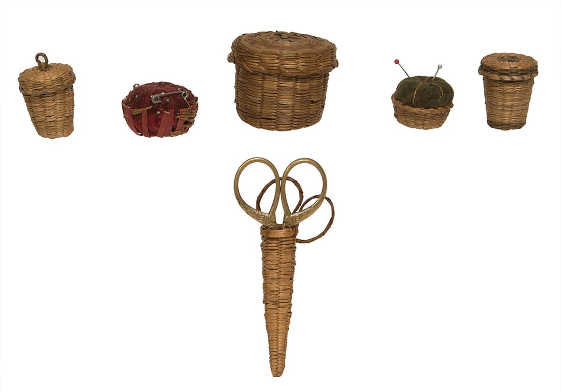 COLLECTION OF SISTER'S MINIATURE BASKETRY OBJECTS Scissor case with early engraved scissors, two (1 of 1)
