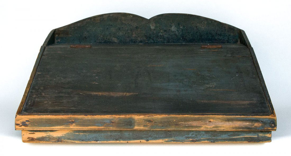 Blue desk box (1 of 2)