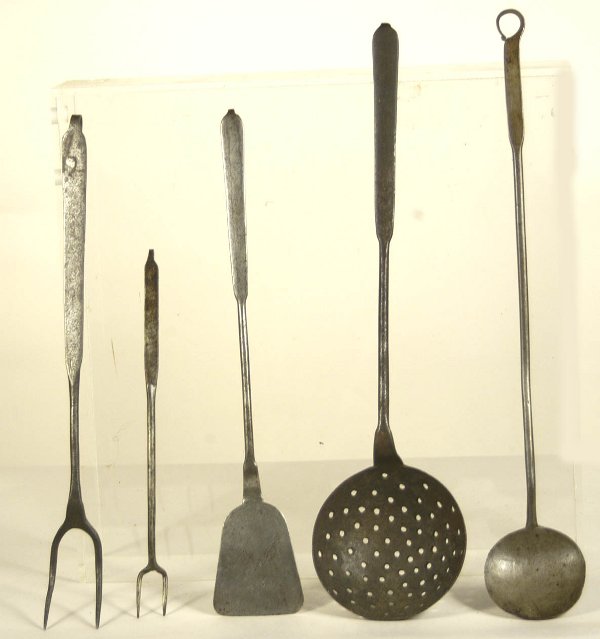 18th and 19th c. New England wrought iron cooking u