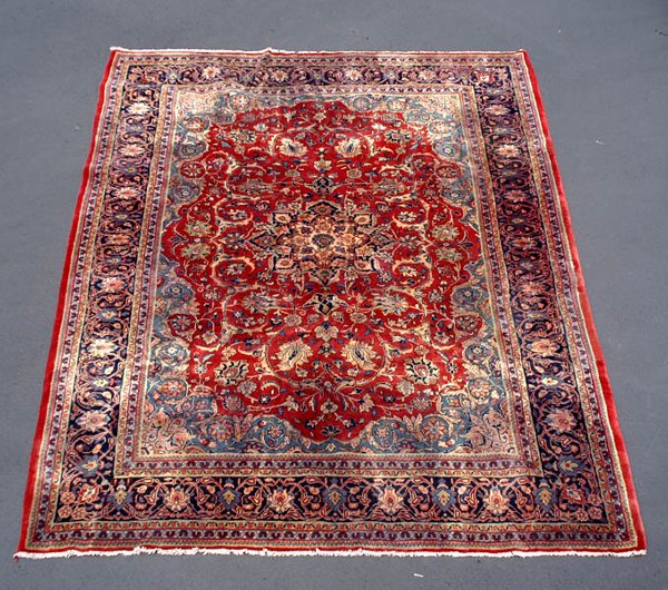 Oriental rug, Persian Sarouk, 7' 4" x 10' 1".