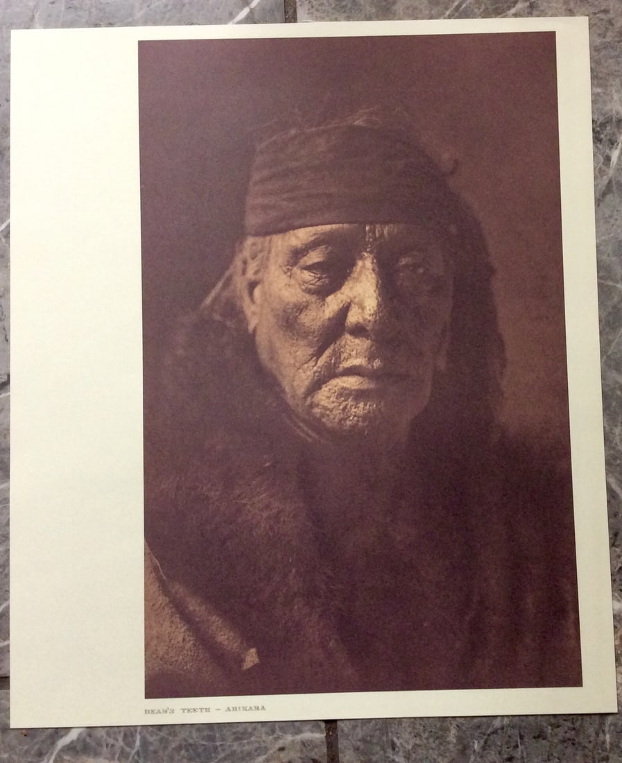 "DEAR'S TEETH-ARIKARA" Edward Curtis 2006 Sepia Tone American Indian Photo: Sepia Tone North American Indian Photo Of Western Indian Life By Famed 19th Century American Photographer Edward S. Curtis. Copyright 2006 by Tess Press/BBS Publishing. Suitable for framing, each phot