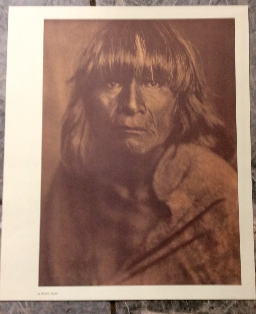 "A HOPI MAN" Edward Curtis 2006 Sepia Tone American Indian Photo: Sepia Tone North American Indian Photo Of Western Indian Life By Famed 19th Century American Photographer Edward S. Curtis. Copyright 2006 by Tess Press/BBS Publishing. Suitable for framing, each phot