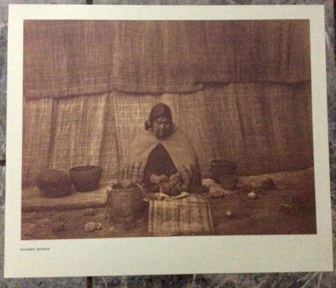 "BASKET MAKERS" Edward Curtis 2006 Sepia Tone American Indian Photo: Sepia Tone North American Indian Photo Of Western Indian Life By Famed 19th Century American Photographer Edward S. Curtis. Copyright 2006 by Tess Press/BBS Publishing. Suitable for framing, each phot