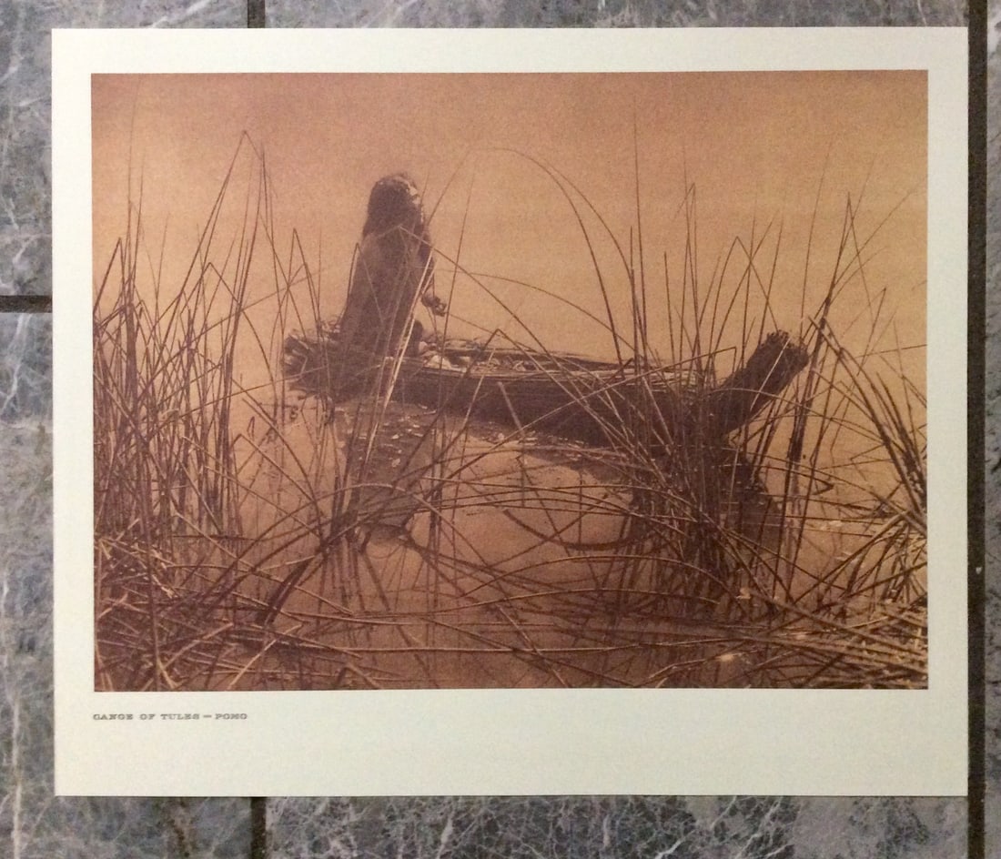 "CANOE OF TULES-POMO" Edward Curtis 2006 Sepia Tone American Indian Photo: Sepia Tone North American Indian Photo Of Western Indian Life By Famed 19th Century American Photographer Edward S. Curtis. Copyright 2006 by Tess Press/BBS Publishing. Suitable for framing, each phot