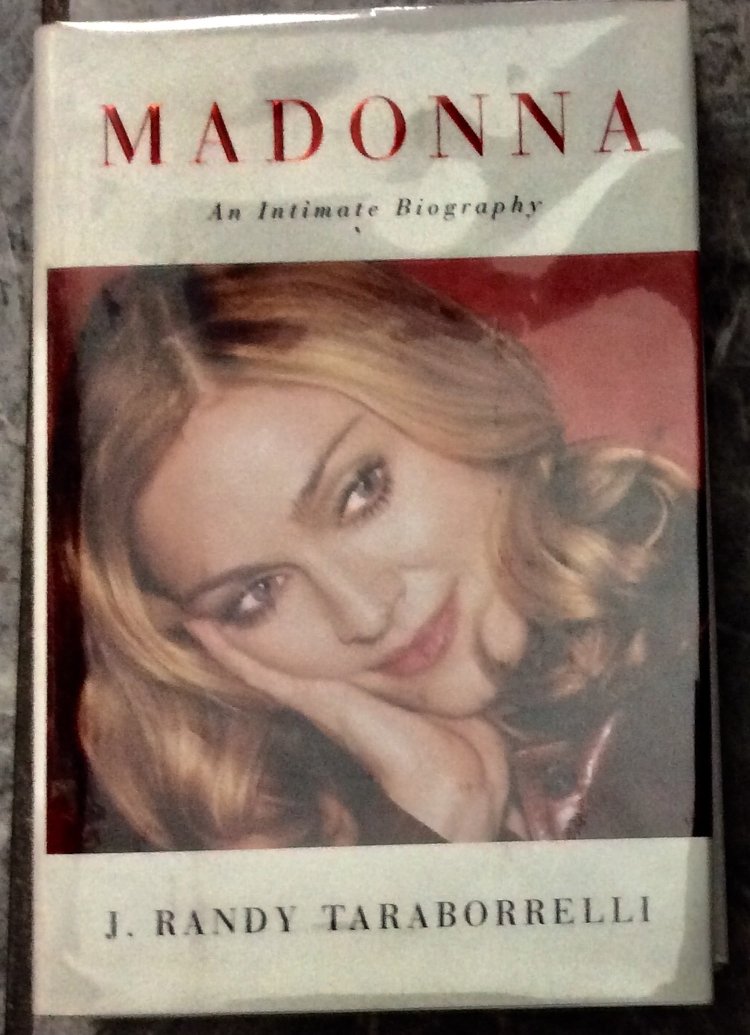 "Madonna: An Intimate Biography" by John Taraborrelli 2001 Hardcover Biography Of Pop Star 1st (1 of 1)