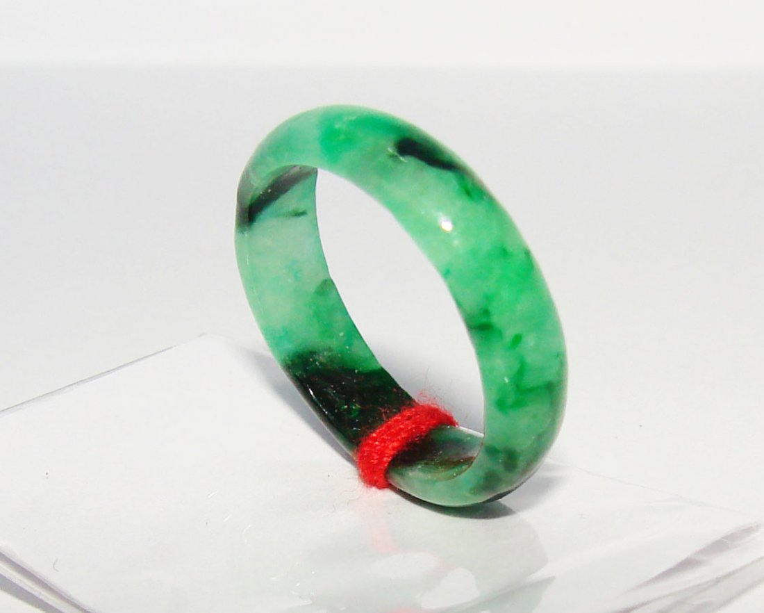 Natural Chinese Jadeite Jade Ring Size: 8 Width 5 mm (1 of 2)