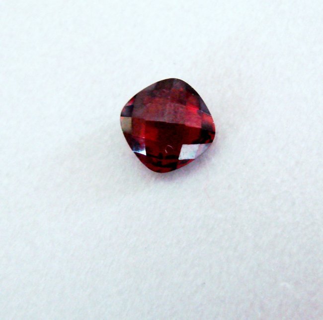 Loose Garnet Cushion Shape 2.80Ct 8x8x4.3 mm (1 of 2)