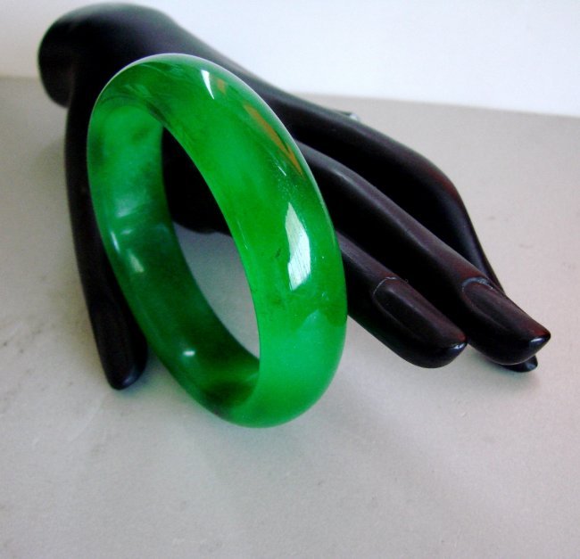 Natural Jadeite Jade Bangle Grade: A Size: 7 (1 of 4)