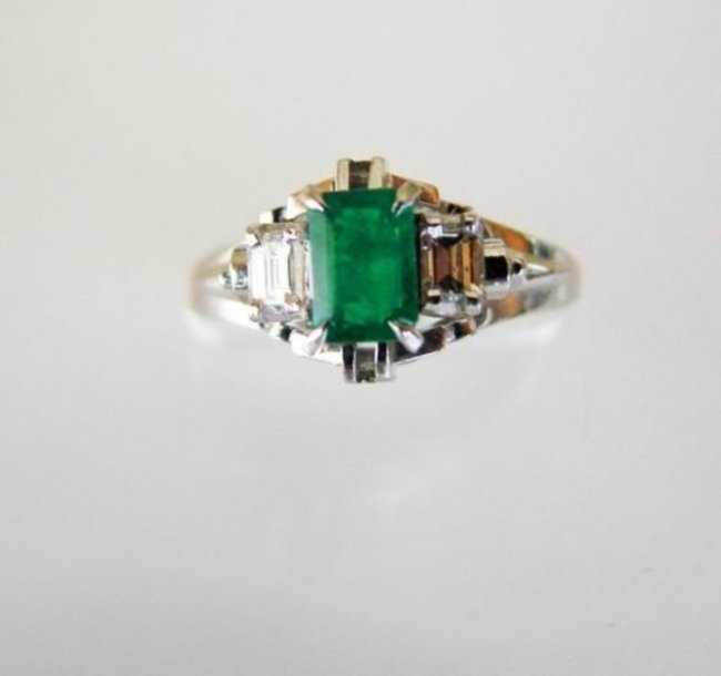 Emerald: .33CT, Diamond: .18CT, Ring Platinum (1 of 4)